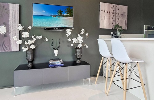 Springdale Apartment | The Getaway La Cuna - Modern 1 Bedroom apt