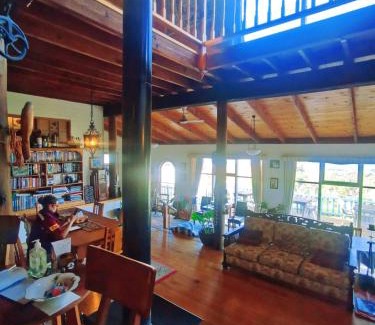 Lakes Entrance Bed & Breakfast | The Goat and Goose Bed & Breakfast