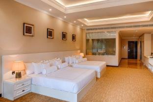 Tennekumbura Hotel | The Golden Crown Hotel