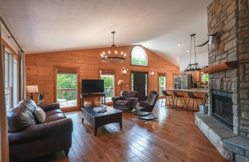 Logan Cabin | The Golden Goat Cabin