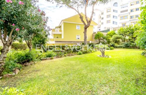 Carihuela Apartment | The Golden Paradise