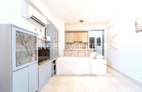 Carihuela Apartment | The Golden Paradise