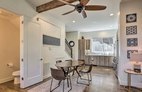 Golden Apartment | The Golden Star - 2 bed with private roof deck