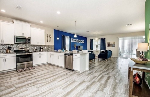 Davenport House | The Good Place Rental Lives on