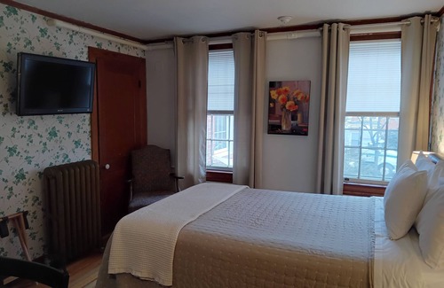 Rochester Hotel | The Governor's Inn