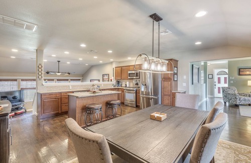 Tulsa House | THE GRACEMONT HOME. 15% Discount- Welcome to Tulsa’s Premier Accommodations!