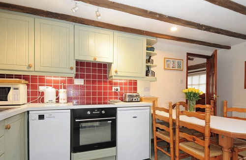 Wadebridge Cottage | THE GRANARY, pet friendly, character holiday cottage in St Minver