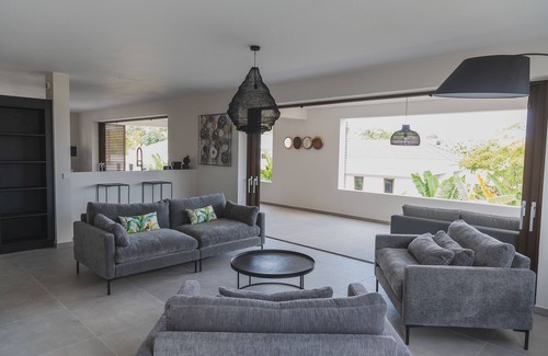 Cas Grandi Apartment | "The Grand" Apartment for up to 8 people