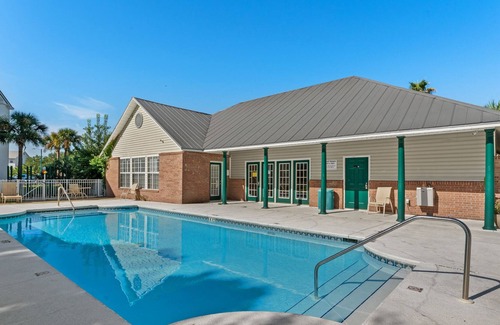 Indian Bayou Condo | The Grand Destin-y. Cozy Condo close to everything