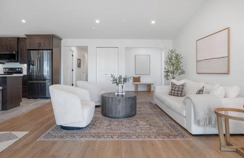 East Hants House | The Grand Reset: Hot tub & Sauna on Grand Lake