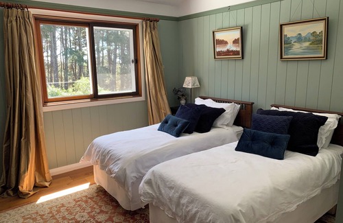 High Range Cabin | The Grange Berrima - The Ultimate Rural Retreat. Sleeps up to 13.