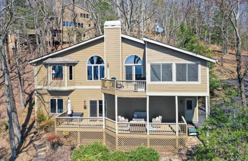 Big Canoe House | The Grateful Den - Cozy retreat in Big Canoe