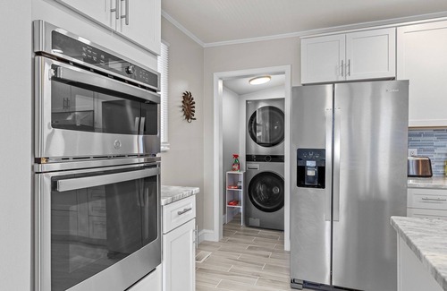Morehead City House | The Gray Whale Cottage-Pet Friendly Home