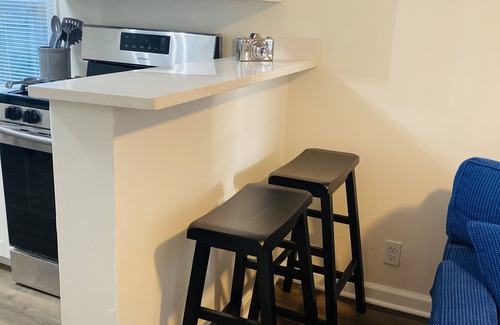 New Albany House | The Grayson! Cozy 3bedroom 1bath home, 12 min from downtown Louisville!