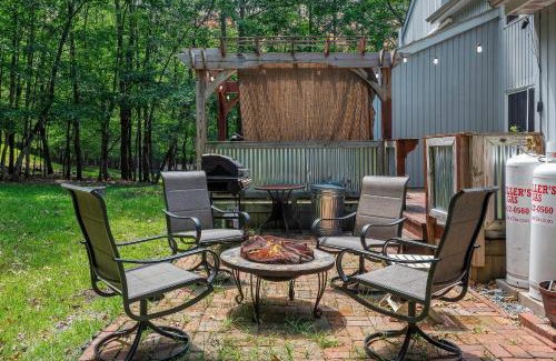 Albrightsville House | The Great Escape by AvantStay Game Room Hot Tub