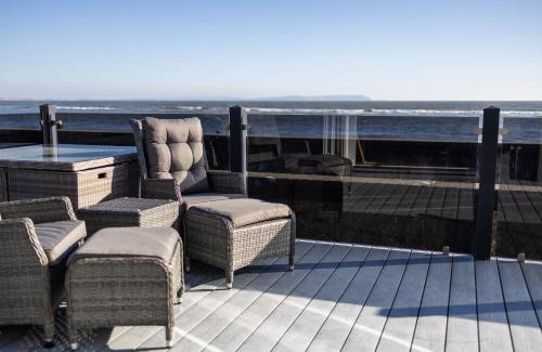 Mudeford House | The Great Escape
