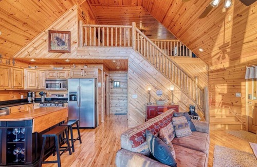 Murphy Cabin | The Great Escape Summ