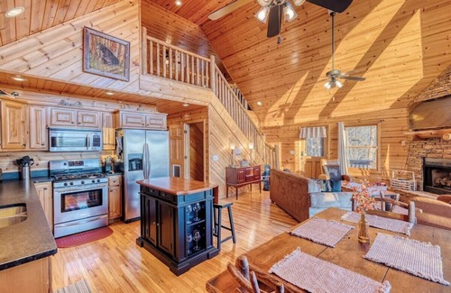 Murphy Cabin | The Great Escape Summ