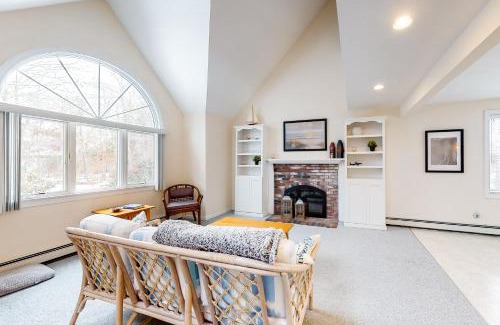 East Falmouth House | The Great Escape