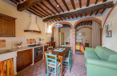 Casciana Terme Lari Condo | The Green Cottage in Via Fonte Vecchia