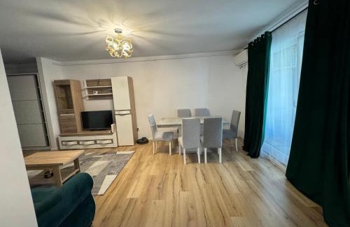 Cluj-Napoca Apartment | The Green Glow - Stay in Style