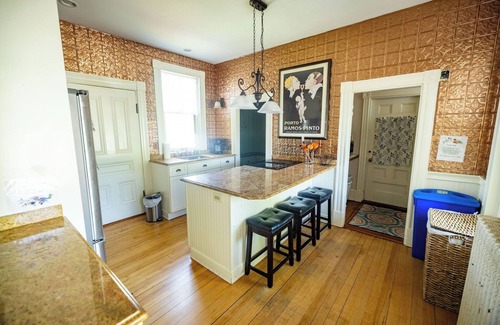 Southern Coast House | The Gregory House in Southern Maine close to many beaches & popular destinations
