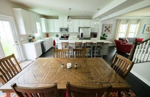 Franklin House | The Grey Havens Spacious Cozy 3 bed