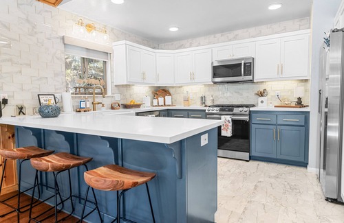 Winter Park House | The Grizzlies Den - Arcade Game Room, Pool Table, Air Hockey, Deck, BBQ, AC