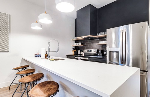 Music Row Apartment | The Grove #4 by AvantStay | Perfect Music Row Location