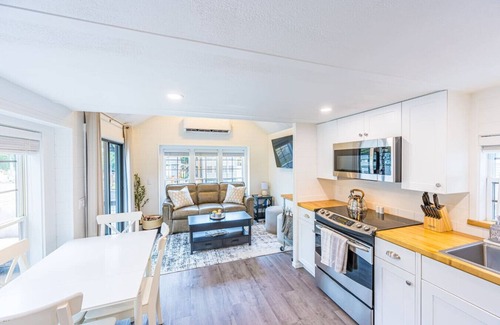 Port Angeles House | The Grove: Lakeside Tiny Home