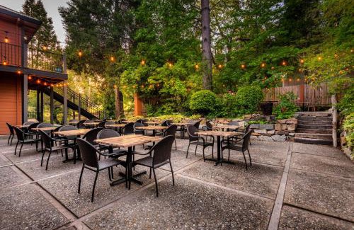Groveland Hotel | The Groveland Hotel