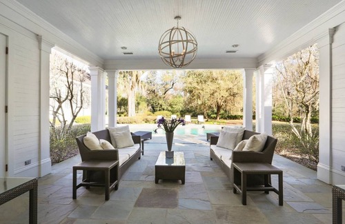 Covington House | The Guest House at Charropin Beach