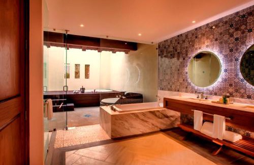 North Hotel Zone Resort | The Hacienda at Krystal Grand Puerto Vallarta- All Inclusive