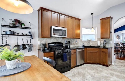 West San Antonio House | The Hangar at Lackland