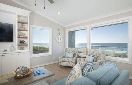 Pine Knoll Shores House | The Hanner home