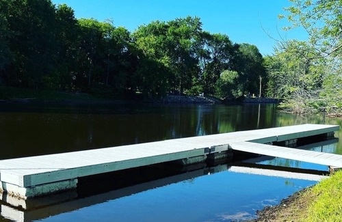 Oconto House | The Happy Camper | Private | Riverfront
