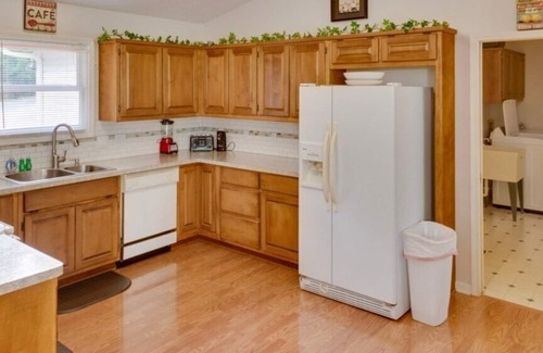 Hot Springs Village House | The Happy Village Hideaway