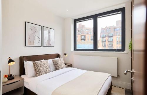 Harlesden Apartment | The Harlesden Breakout - Glamorous 2BDR Flat