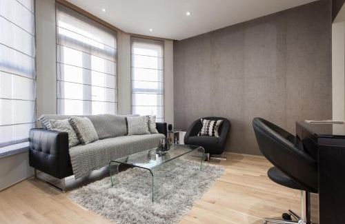Courtfield Apartment | The Harrington - Gloucester Road - 1 Harrington Gardens