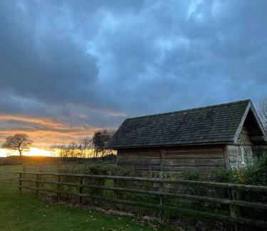 Brackley House | The Hat's Hut
