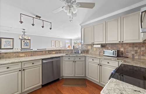 Cornelius Condo | The Haven - Lake Norman Vacation Rental - Lake views w/upscale accommodations