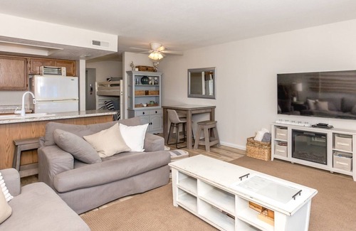 Surf City Condo | The Haven - Oceanfront Surf Condo! Community Pool, Sleeps 4