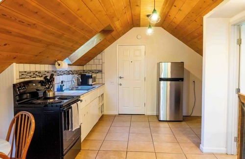 West Village Apartment | The Hawk’s Nest is the perfect location for a romantic getaway or a small family vacation