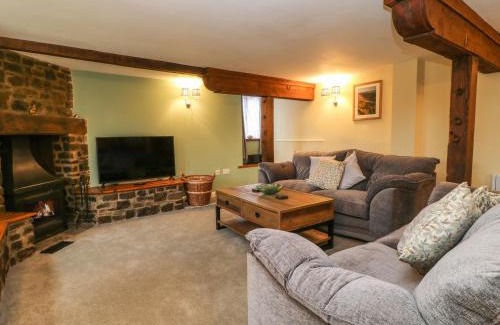 South Molton House | The Hawthorns