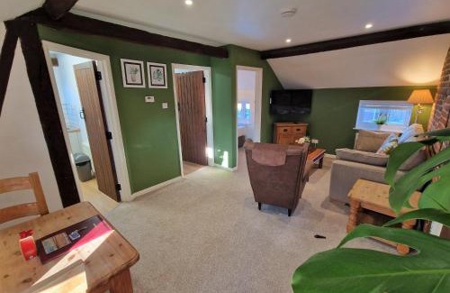 Ivinghoe House | The Hayloft