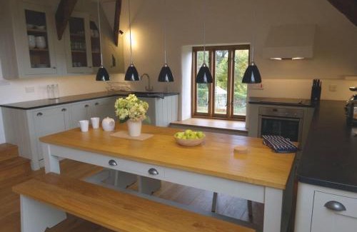 Newton Abbot House | The Hayloft