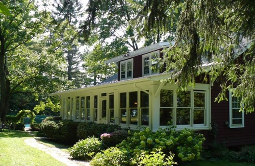 Saratoga Springs House | The Hayworth House - Saratoga Laken