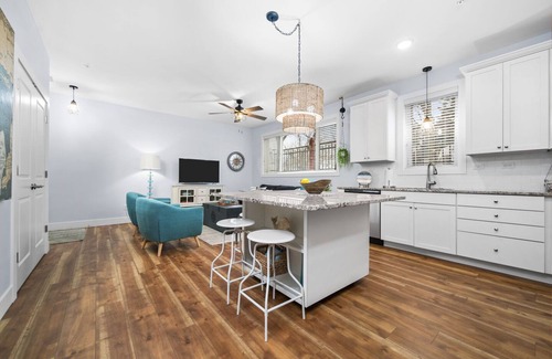 Traverse City Condo | The Heart of TC 2BDR Condo Unit 115