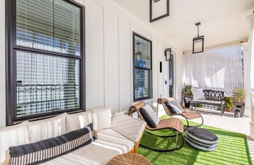 Atlanta House | The Heights Compound Near Mercedes Benz Stadium