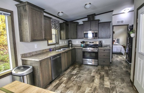 Carlsville Cabin | The Hein Cottage-Beautiful 2 bedroom hideaway in the heart of DC